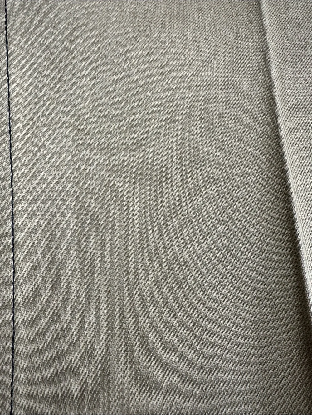 Levi’s 501 men’s 42/32 button fly original fit denim jeans, beige color (new)
